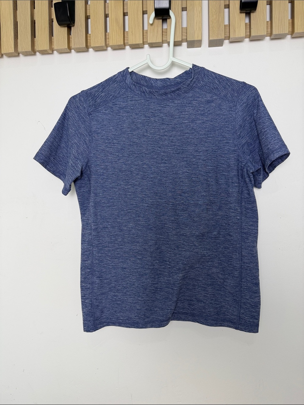 Hanna Andersson boys blue top size 8